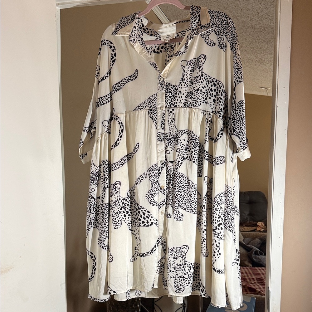 entro Ivory and Black Leopard-Spot dress with lining and pockets.